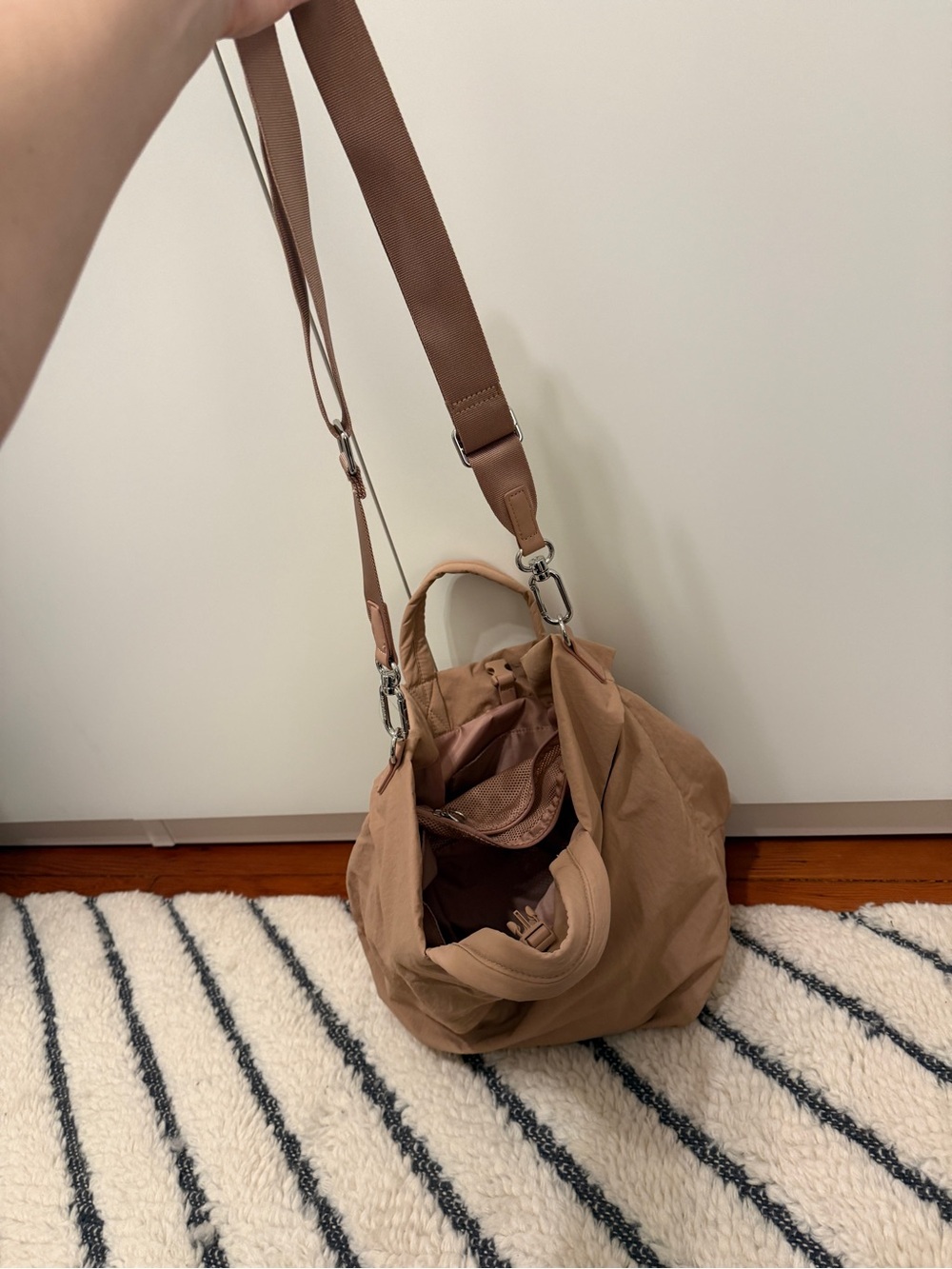 New Lululemon On My Level Bag 2.0 19L - Picture 8 of 9
